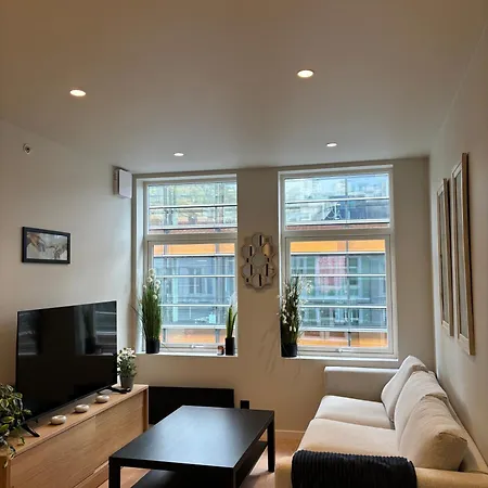 Daire Beautiful 4 Bedroom In Sentrum Bergen